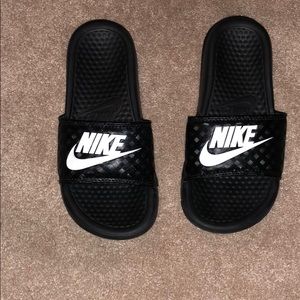 Nike slides